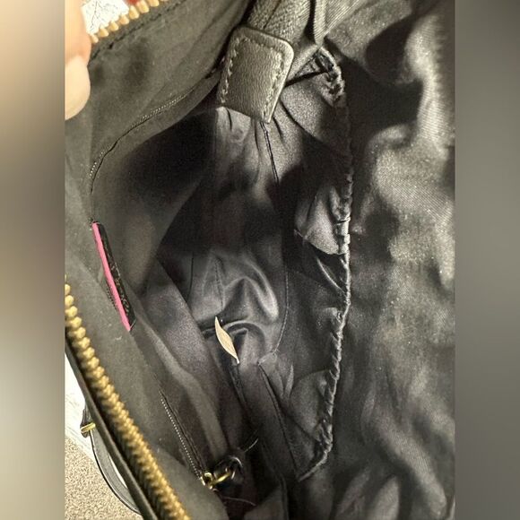 Elliott Lucca Gwen Leather Crossbody Bag Black - Picture 12 of 14